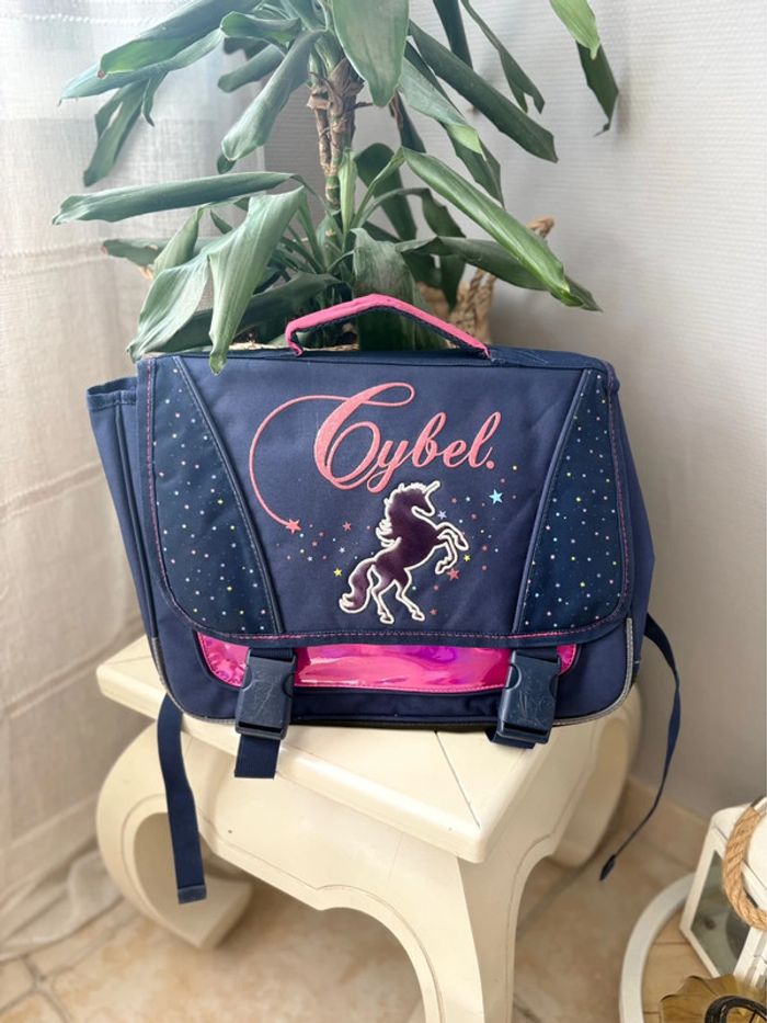 Cartable Cybel licorne - bleu marine/rose - en très bon état
