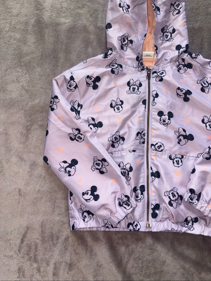 Blouson fille taille 8 ans mauve Disney Mickey et Minnie en très bon état - photo numéro 3