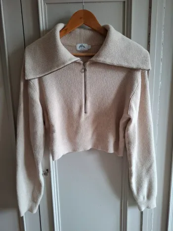 Pull court zippé Nakd