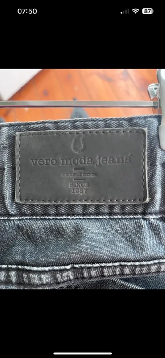 Jean Vero Moda taille 38/40 - photo numéro 3