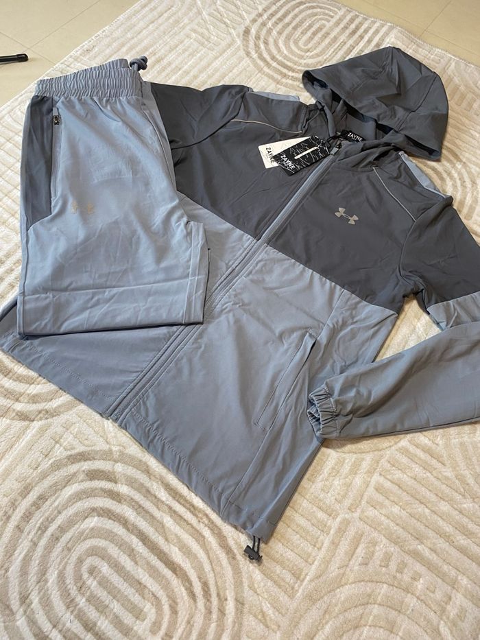 under armour ensemble