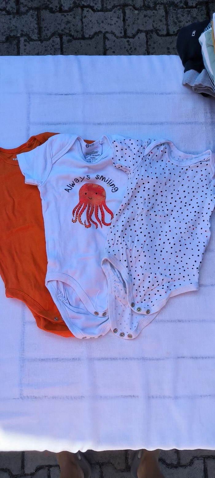 Lot de 3 bodies 6/12 mois