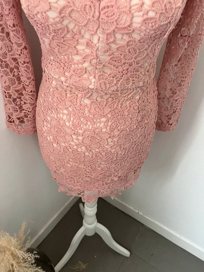 Robe de soirée rose et dentelle S - photo numéro 2