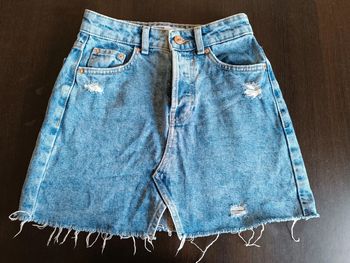 Jupe en jean BERSHKA - Taille 32
