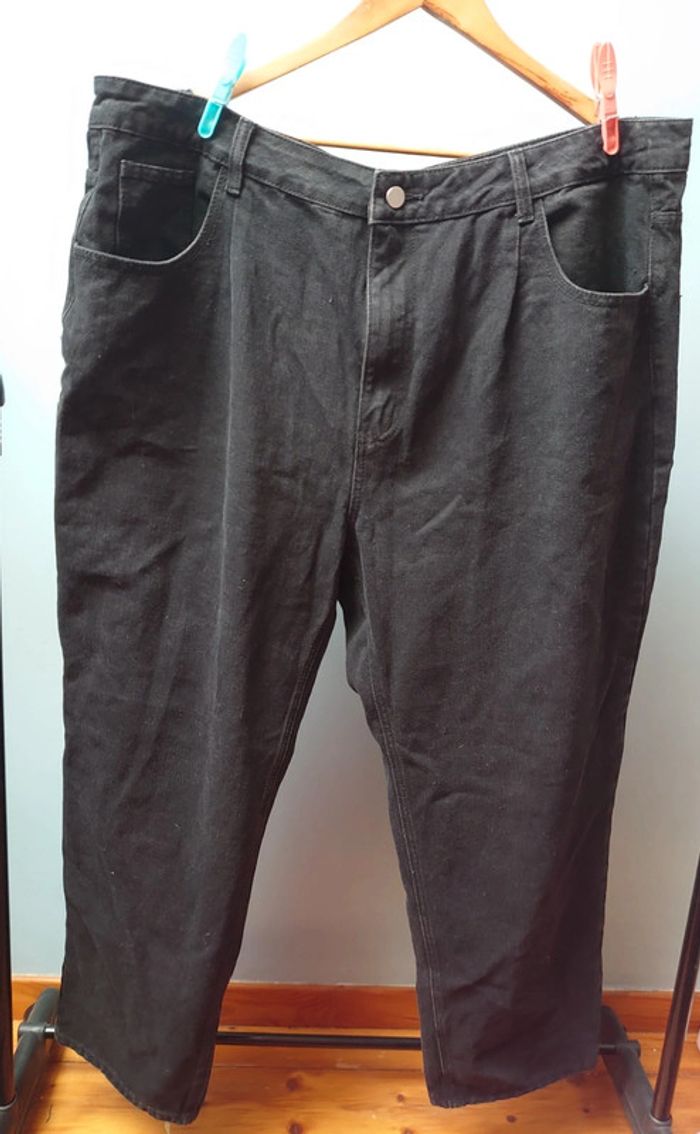 Jean neuf taille 48 - photo numéro 2