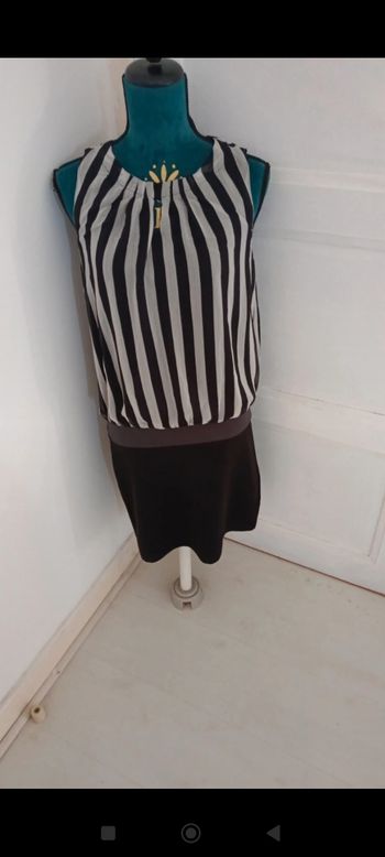 Robe taille S en très bon état marque K.Woman
