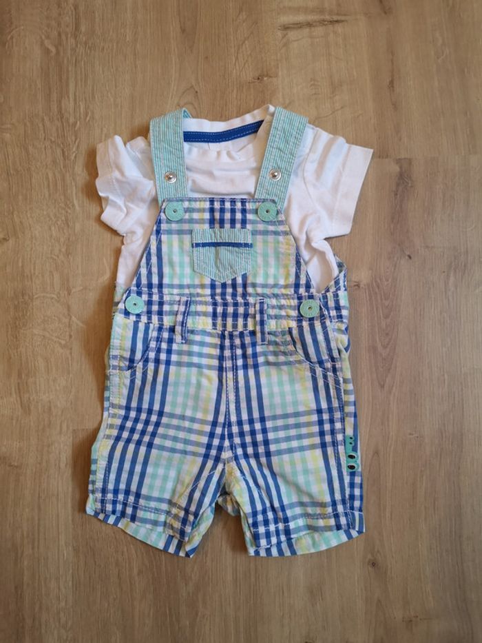 Ensemble salopette short et t-shirt 1 mois