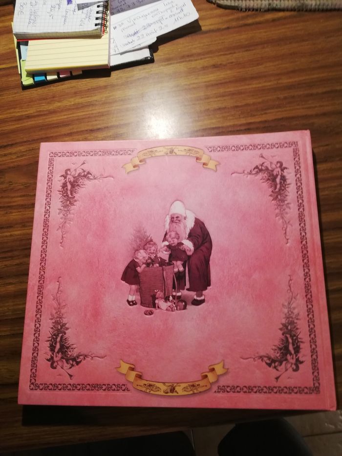 Livre rose - photo numéro 2