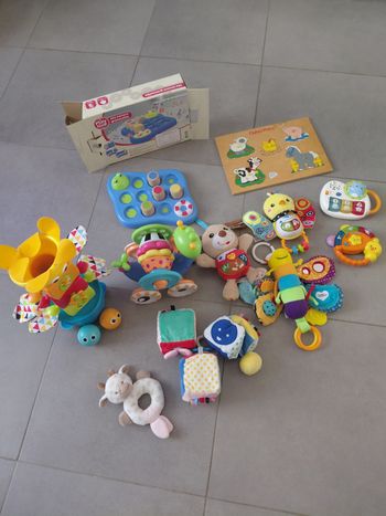 Lot de jouets Bébé Vtech et Yookidoo