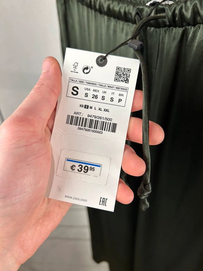 Jupe Mi longue Verte Zara S neuve - photo numéro 5