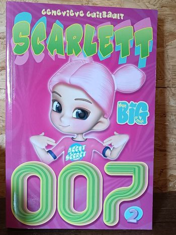 Livre "Scarlett 007"