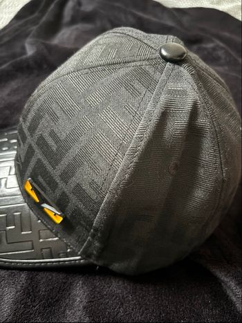 Casquette fendi noir