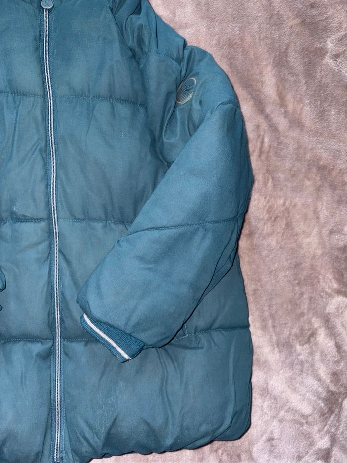 Manteau d’hiver fille Okaïdi taille 8 ans en très bon état. - photo numéro 2