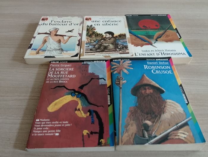 Lot de 5 livres de poche(18) - photo numéro 1