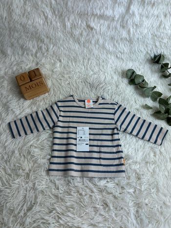 T-shirt rayé manches longues taille 1-2 mois Hema