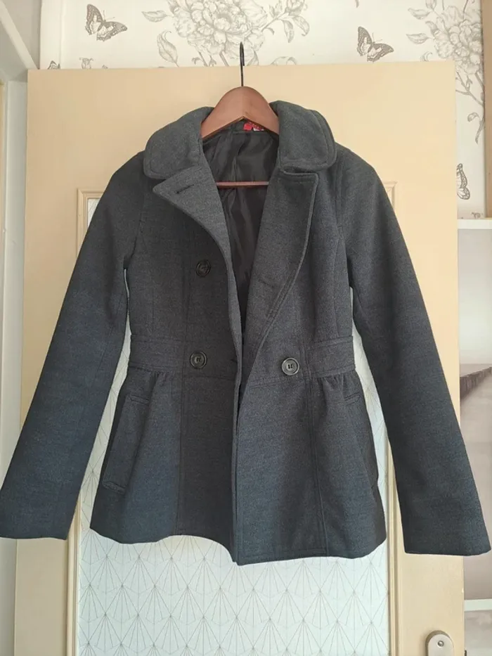 Manteau gris chaud femme comme neuf sexy cintré divided H&m 34 - photo numéro 3