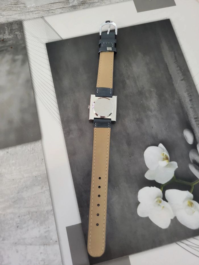 Montre femme - photo numéro 5