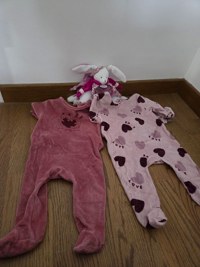 Pyjamas bébé fille kiabi 6 mois - photo numéro 3