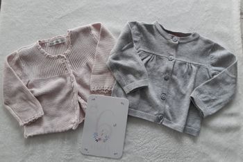 Lot de 2 gilets 6 mois fille