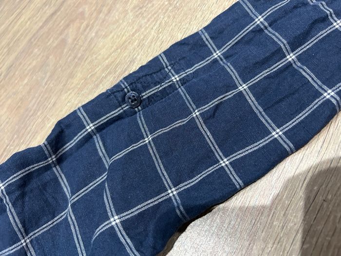 Chemise à manches longue bleu marine à carreaux 5 ans