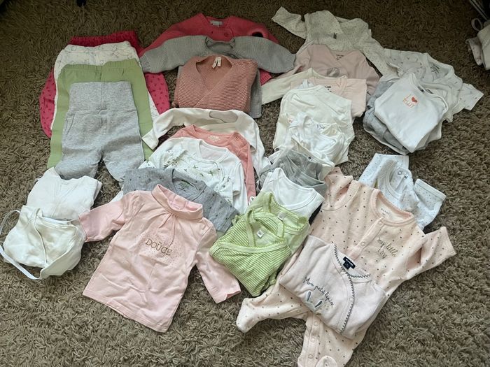 Lot de vêtements  0 mois/ 1 mois