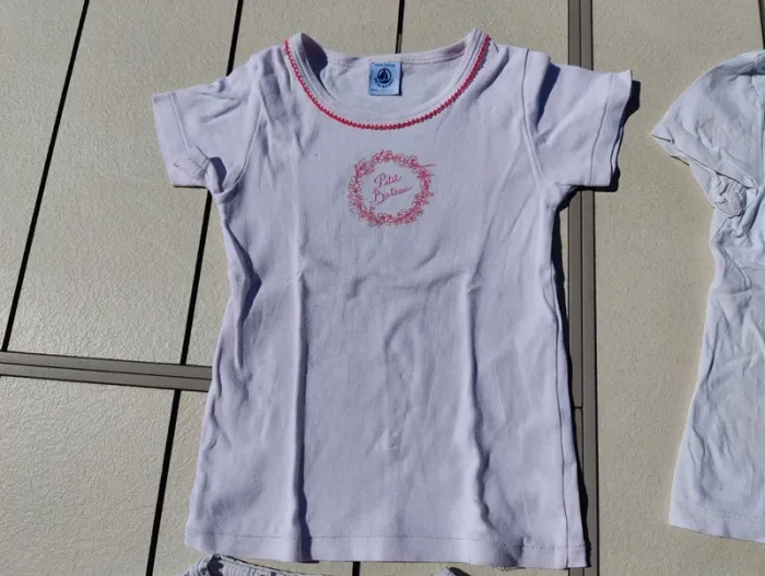 Lot tee shirts fille 5 ans - photo numéro 2
