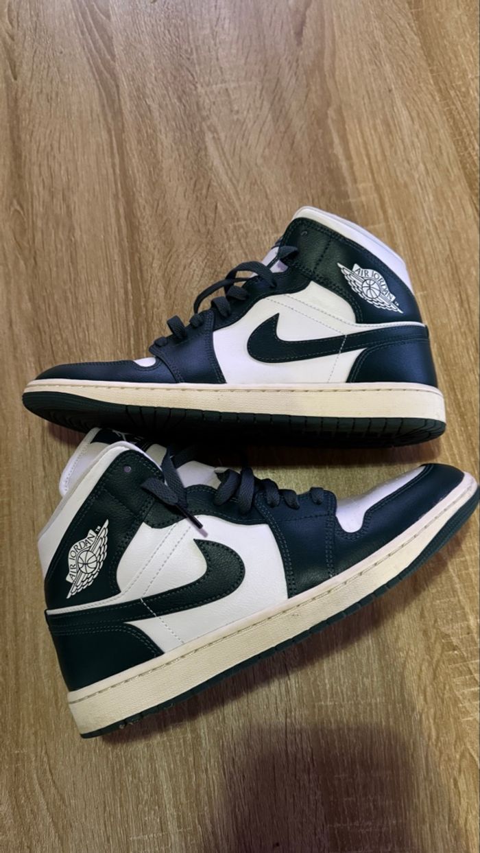 Air jordan 1 mid Oxidised Vert