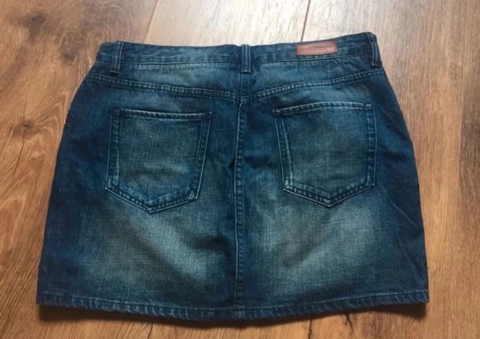 Superbe jupe en jean avec broderies H&M 🌸 40 - photo numéro 3