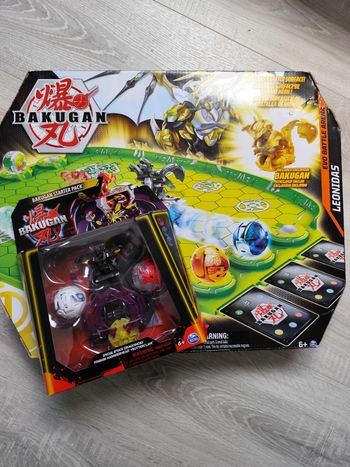 Lot Arène Bakugan Leonidas + starter pack