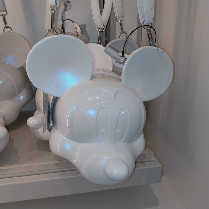 Pick-up sac Loungefly tête Mickey blanche Disney