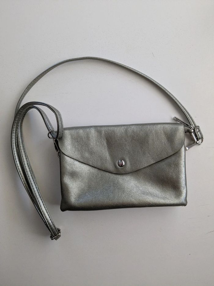 Sac bandoulière : flora & co.