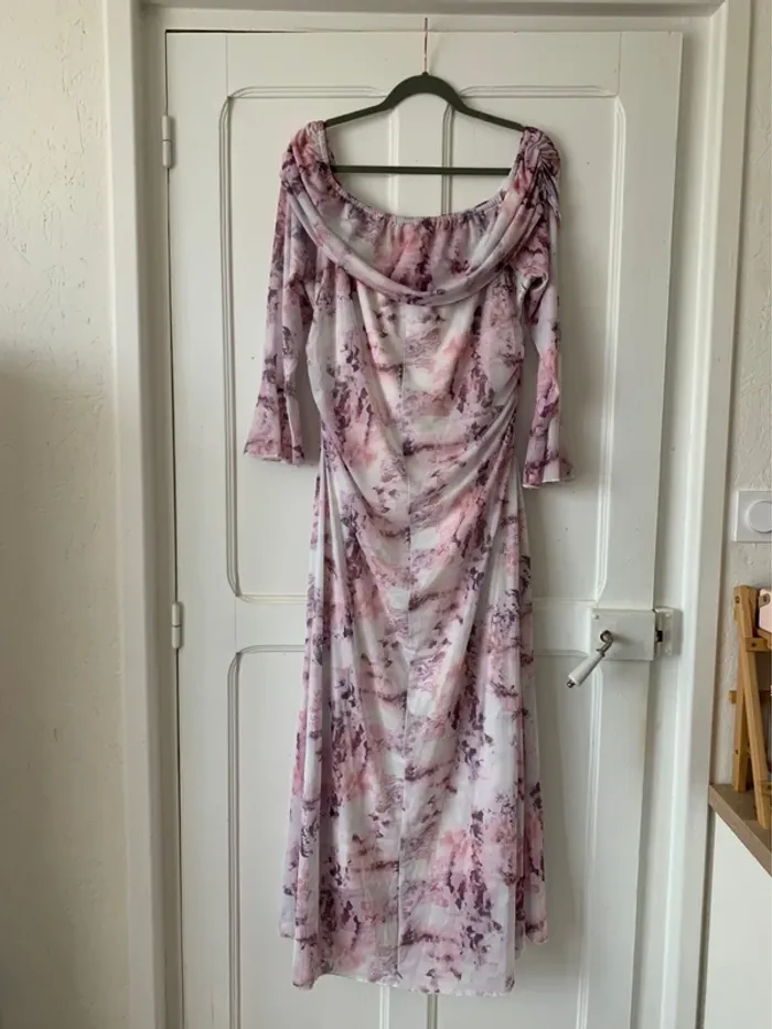Robe à épaules dénudées style romantique blanc/rose femme - Taille 3XL Shein Curve - photo numéro 2
