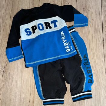 Ensemble 6 mois pantalon+haut+chaussette