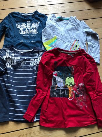 Lot tee shirt 8 ans