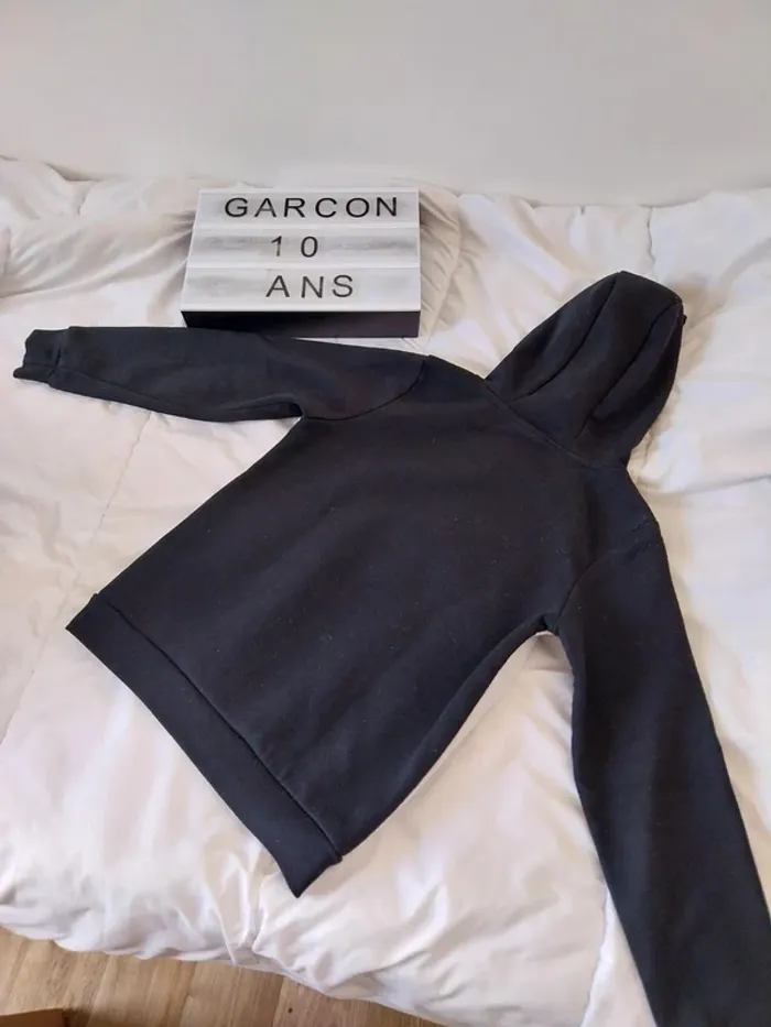 Sweat à capuche garçon 10 ans - photo numéro 2