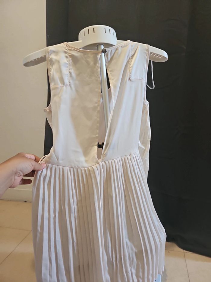 Robe plissée en soie - photo numéro 5