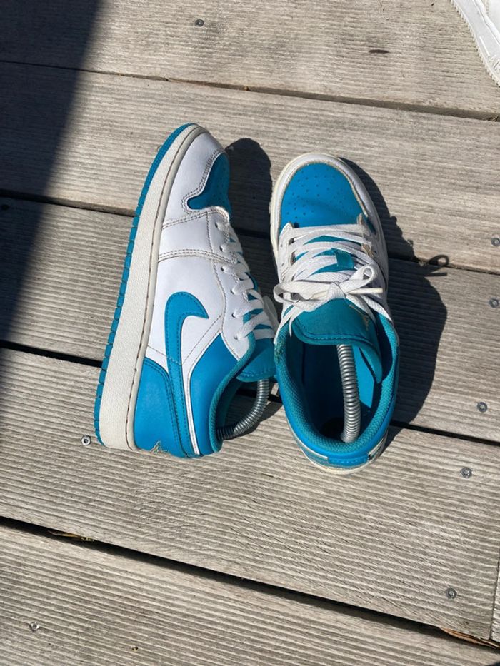 Chaussure air Jordan 1 low taille 39