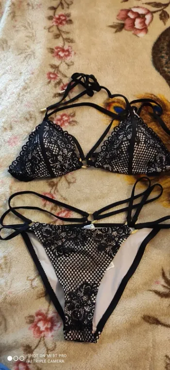 Superbe maillot de bain taille s m  censored neuf