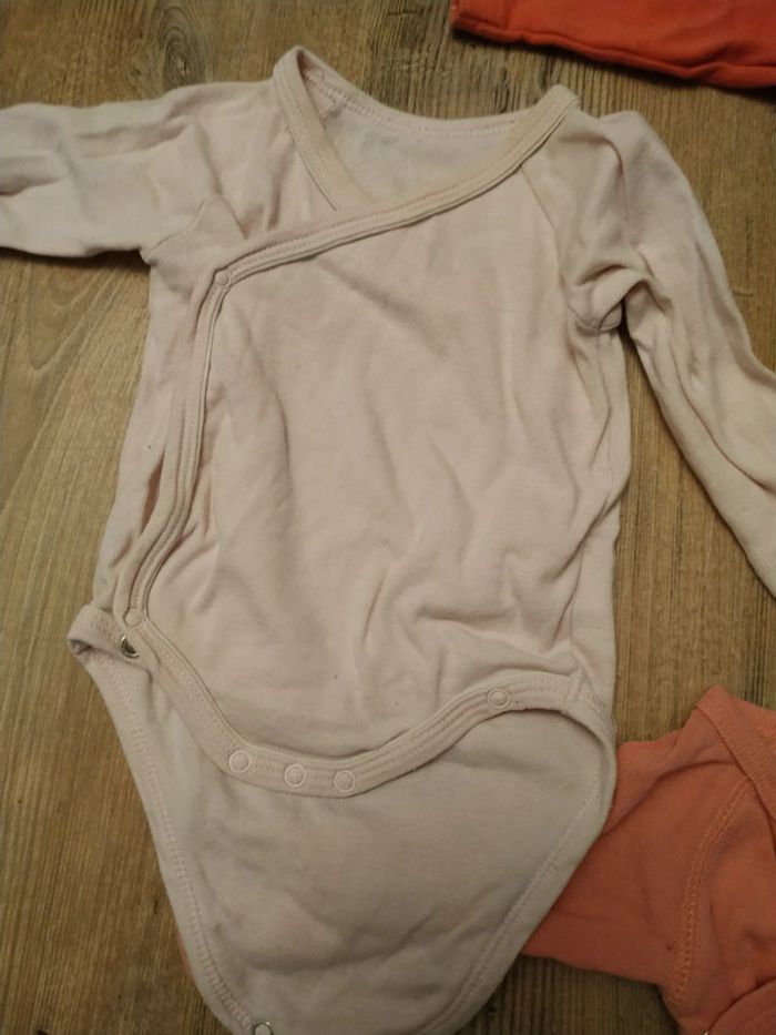 Lot à 1€ (3 mois) - photo numéro 4