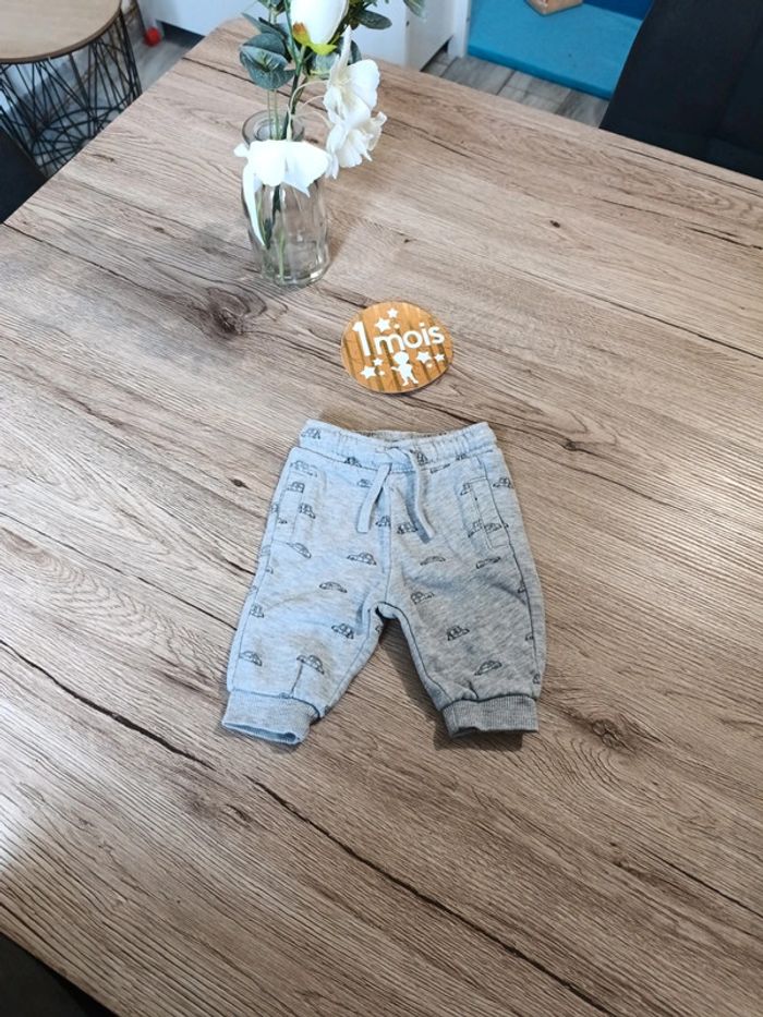 Jogging Kiabi 1 mois neuf