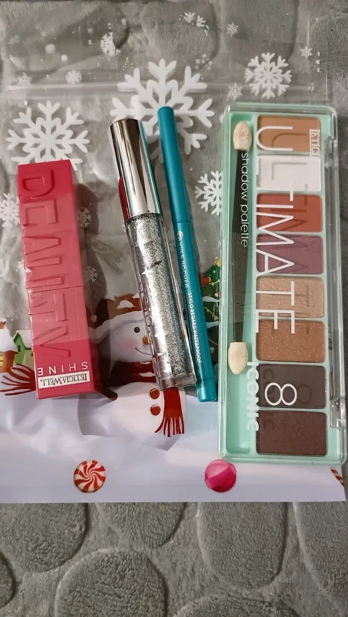 Coffret a l'unité de maquillages neuf - photo numéro 2