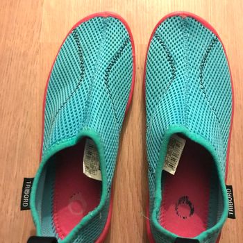 Chaussures aquatiques Decathlon T.33