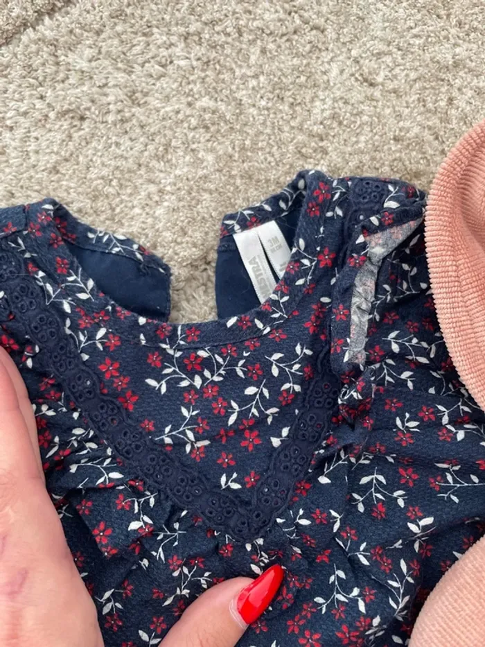 Blouse fleurie 3mois - photo numéro 2