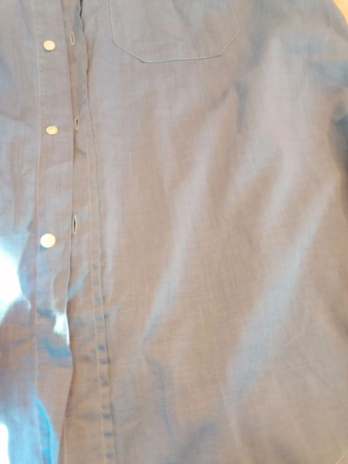 Chemise bleue - photo numéro 2
