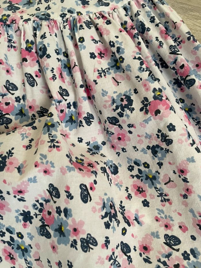 Robe fleurie 4 ans - photo numéro 2