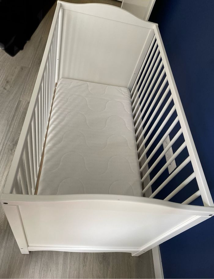 Lit et matelas - photo numéro 3