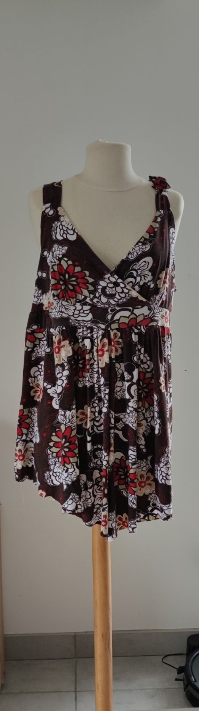 Débardeur taille 52/54 marque fashion + couleur marron pour femme