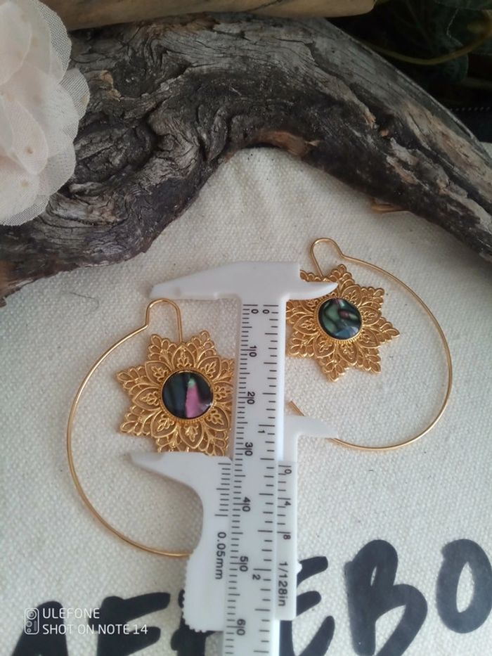 Boucles d'oreilles bohèmes orientales pierres abalones - photo numéro 3