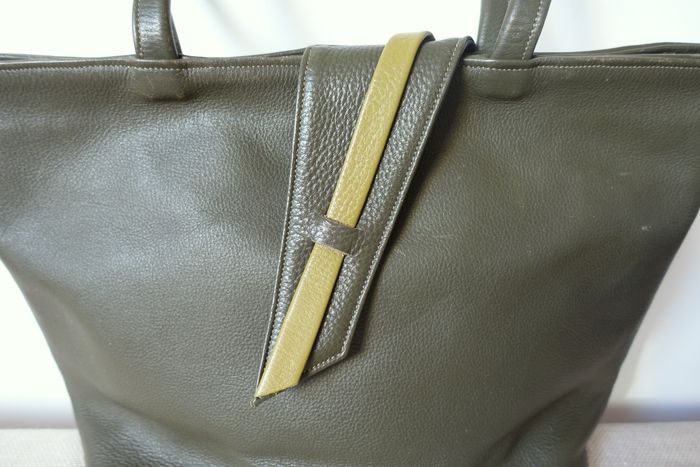 Grand sac vintage en cuir vert - Création artisan indépendant - photo numéro 2