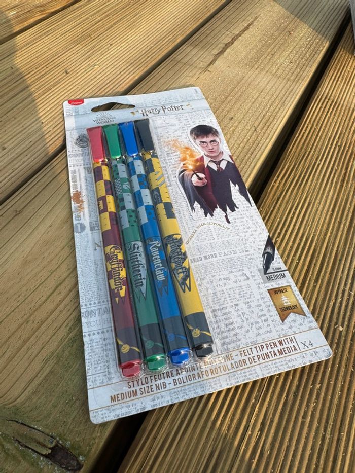 Lot de 4 stylos feutres Harry Potter - photo numéro 3